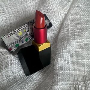 Smashbox PolkaDot Man Be Legendary Prime & Plush lipstick